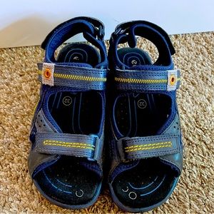 Ecco Urban Safari kids sandals in marine